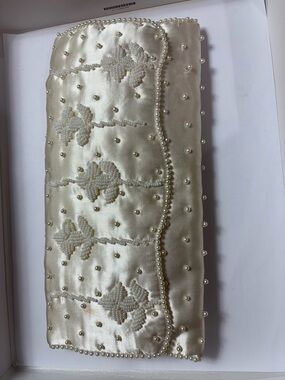 VTG - 1998 Wedding Pearl Clutch Purse 10”x5”